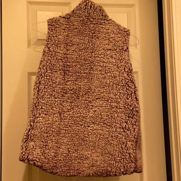 Maroon vest from francescas! Reversible! - Picture 4 of 7